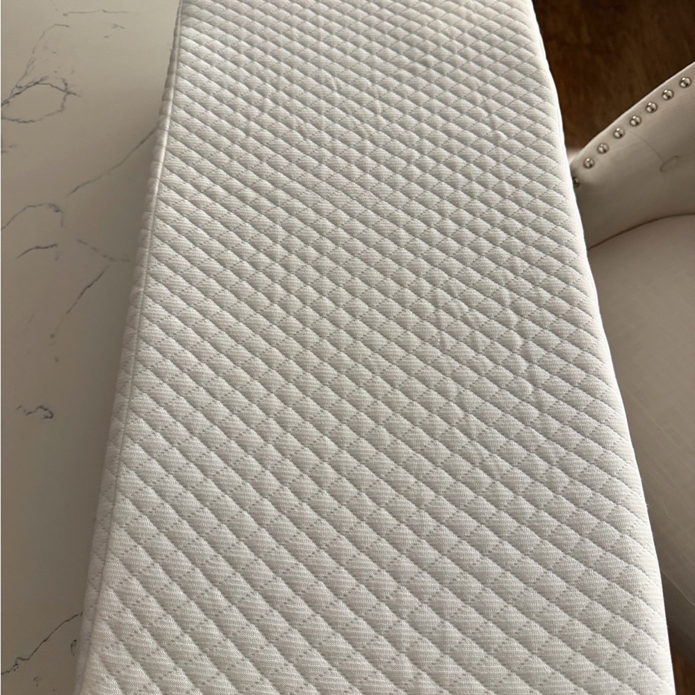 Pillow Cube White Pillow - Picture 3 of 7